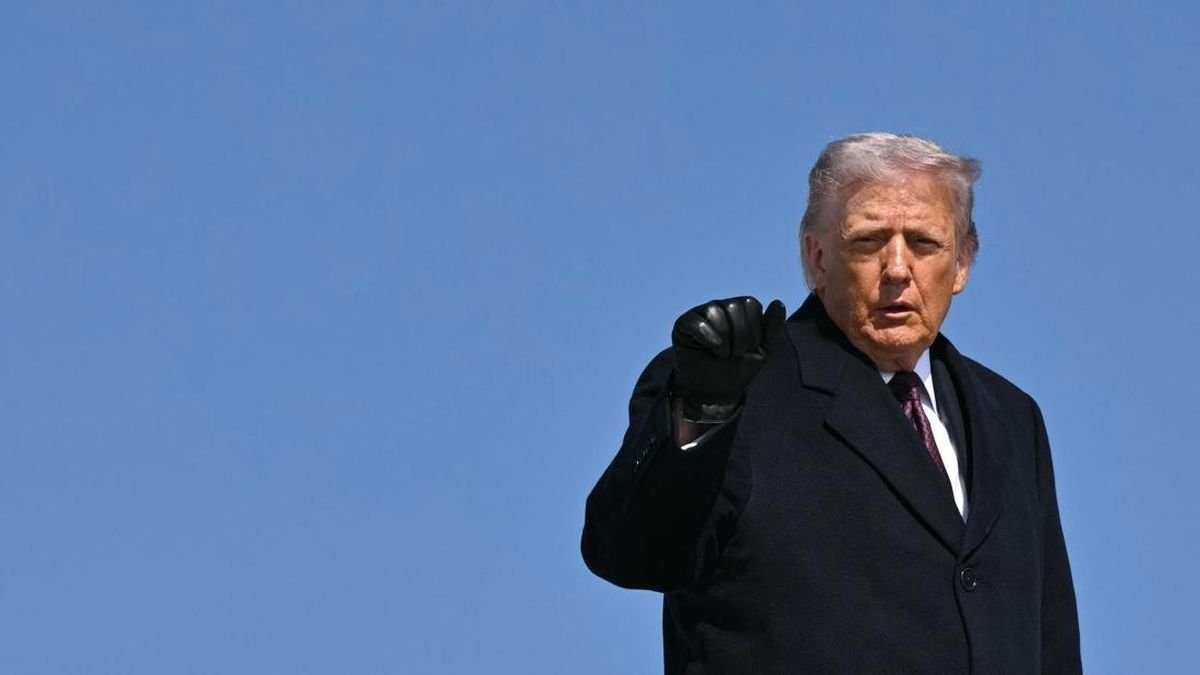 Trump Perintahkan Tembak Kapal Iran, Langkah Agresif yang Mengancam Stabilitas Selat Hormuz