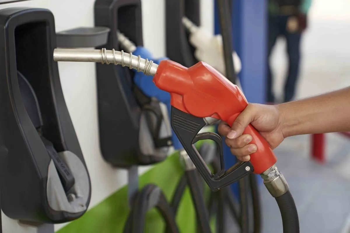 Harga LPG dan BBM Nonsubsidi Naik April 2026: Beban Rakyat Kian Berat