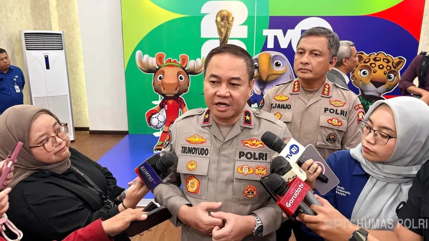 Waspada Penipuan Tiket Nobar dan Judi Bola Piala Dunia 2026