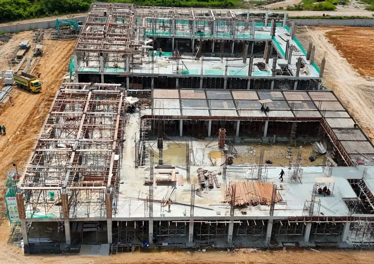 ADHI Karya Kebut Sekolah Rakyat Gunung Mas, Efektivitas Proyek Dipertanyakan