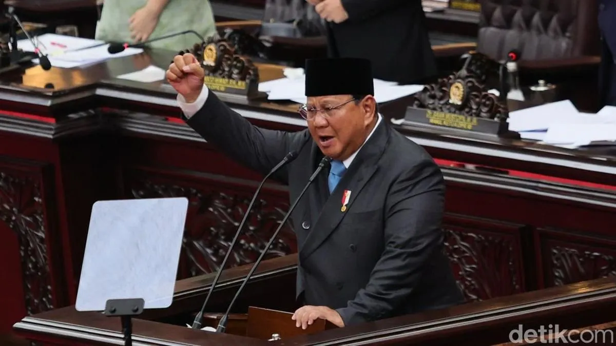 Prabowo Puji PDIP Jadi Oposisi: Apresiasi Tulus atau Taktik Redam Kritik?