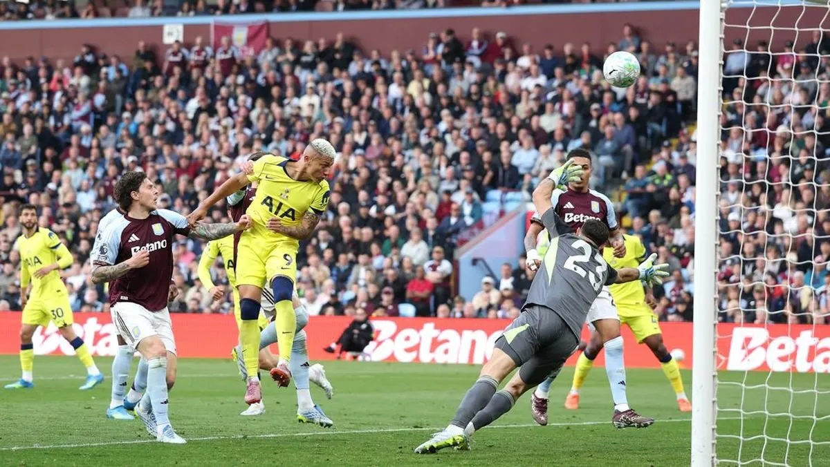 Hasil Aston Villa vs Tottenham: Menang 2-1, Spurs Keluar Zona Degradasi