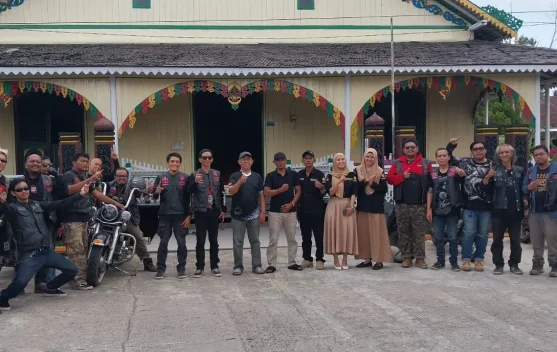 Aksi Klub Motor di Museum Sadurengas Paser: Kritik Efektivitas Pelestarian Budaya