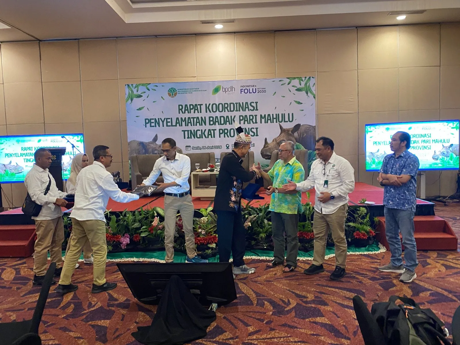 Relokasi Badak Kalimantan: Penyelamatan atau Celah Eksploitasi Hutan?