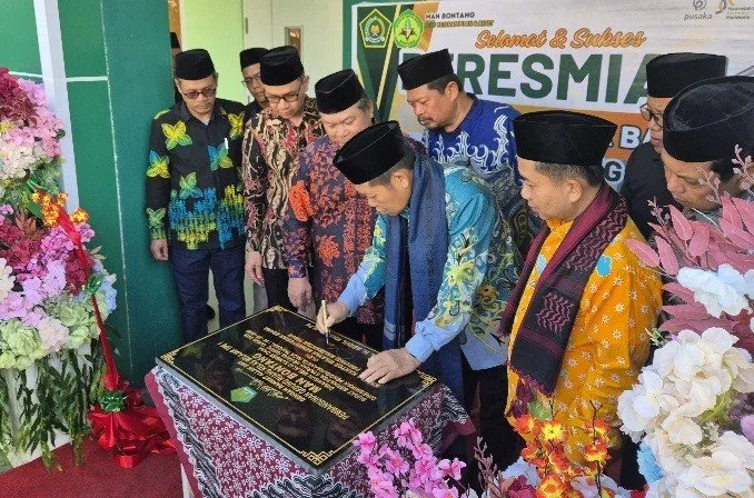 Kakanwil Resmikan Gedung SBSN MAN Bontang: Benarkah Fisik Menjamin Mutu?